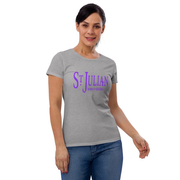 Women's short sleeve t-shirt - Image 2